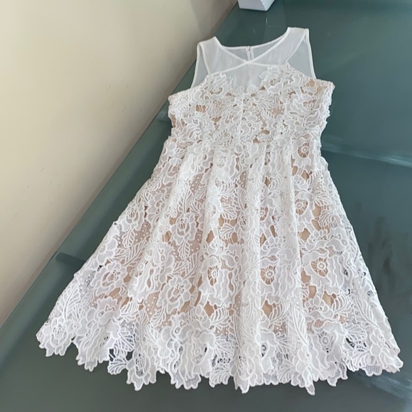 Francesca Cream Colored Lace White Dress Size M - Picture 1 of 8